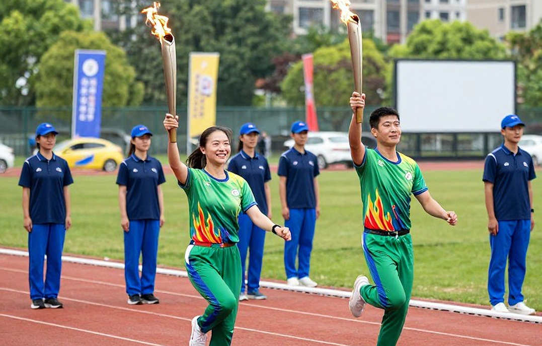Khi 'bóng đá' trong dữ liệu chỉ là một con đường đang chờ trải nhựa